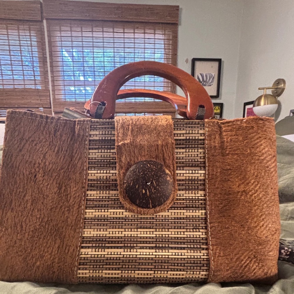 Island Treasures Jamaica Handmade Bamboo Stick Bark Handbag Wood Handle Brown